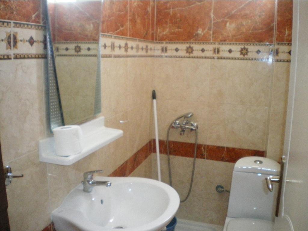 Palatino Studios Loutra Edipsou  Buitenkant foto